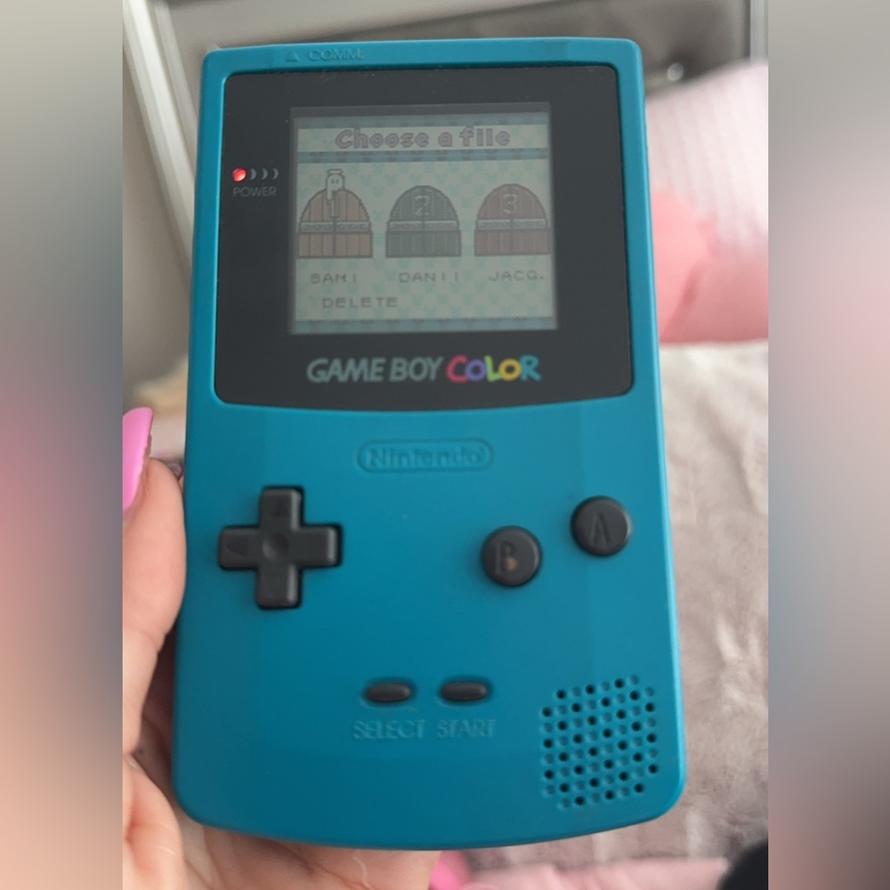 Vintage Nintendo Game Boy Color-Working Great Condition!